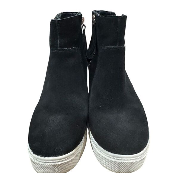 Steve Madden Black Suede Ankle Boots, size 8.5 - Picture 1 of 7